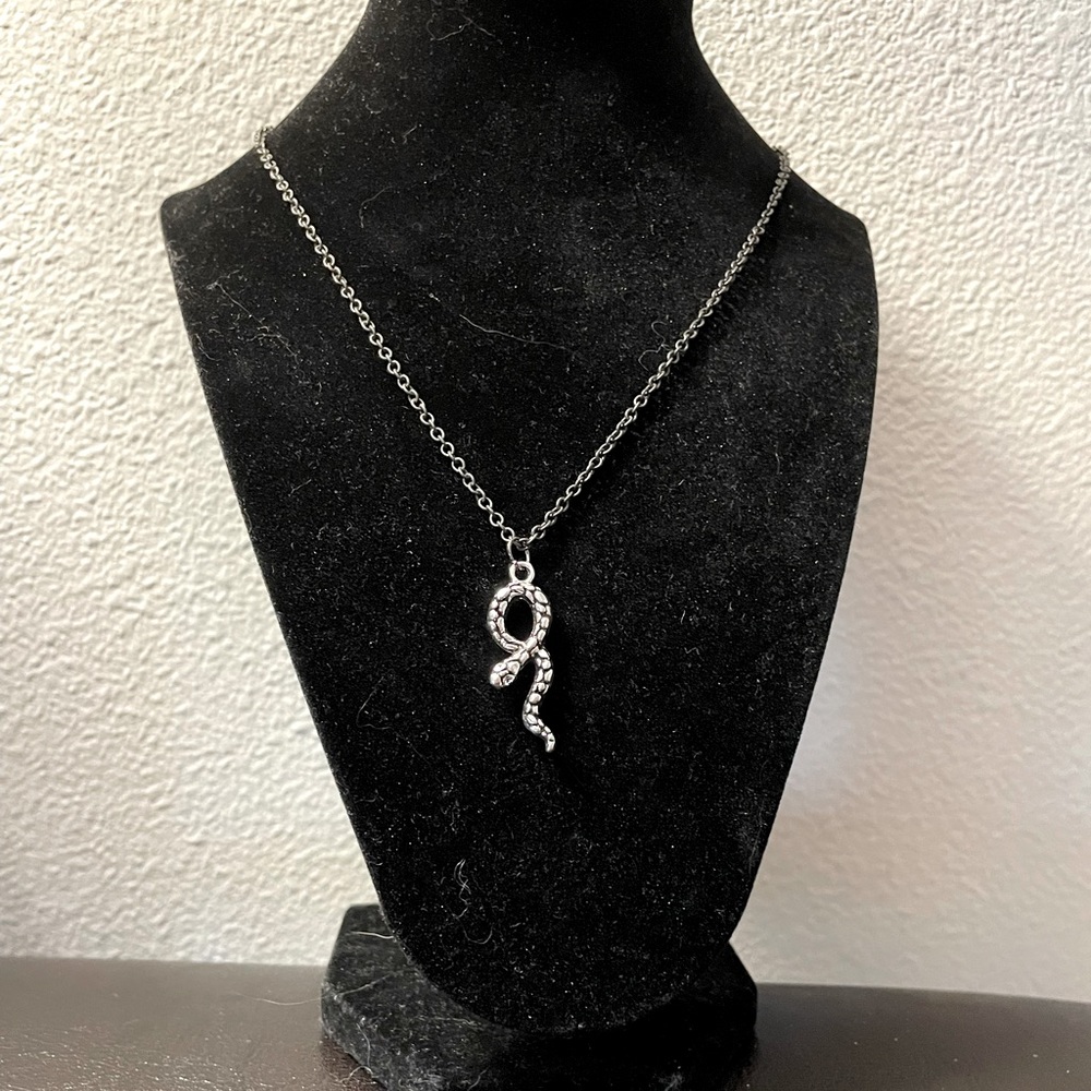 Handmade Snake Necklace w Dark Gray/Black Chain